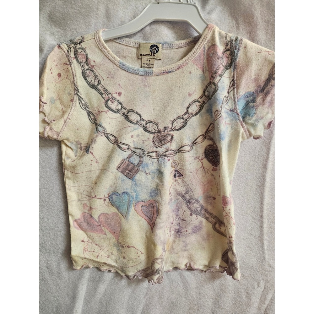 One World Kids Y2K Graphic Tee Hearts Chains Lettuce Edge Cream 4T